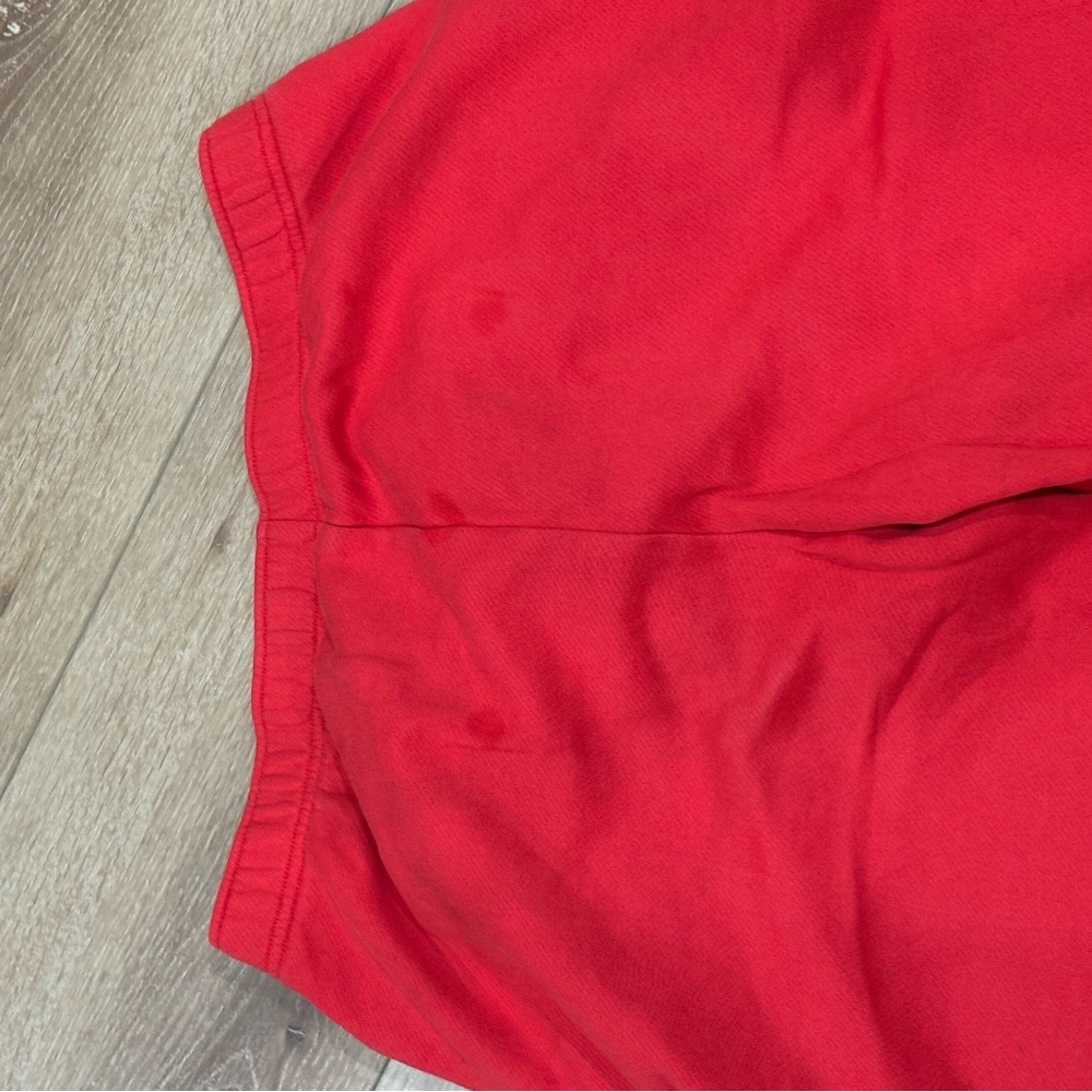 Universal Thread Vibrant Red Set - image 3